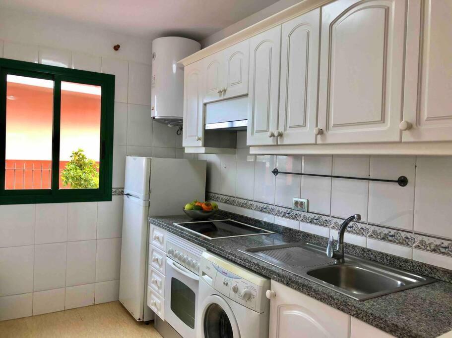 Luminoso Apartamento Con Piscina Y Parking Apartment Puerto de la Cruz  Exterior photo
